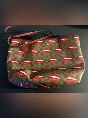 Coach X Tom Wesselmann Collab Brown Signature Tote with Red Lips Motif